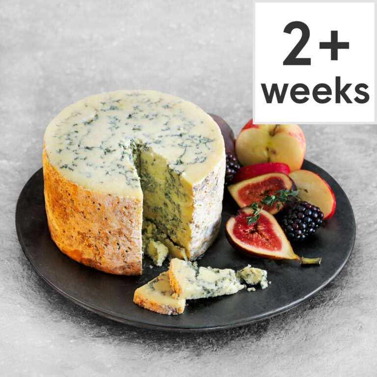 102.-Tesco-Finest-Aged-Blue-Stilton-1kg-Serves-33