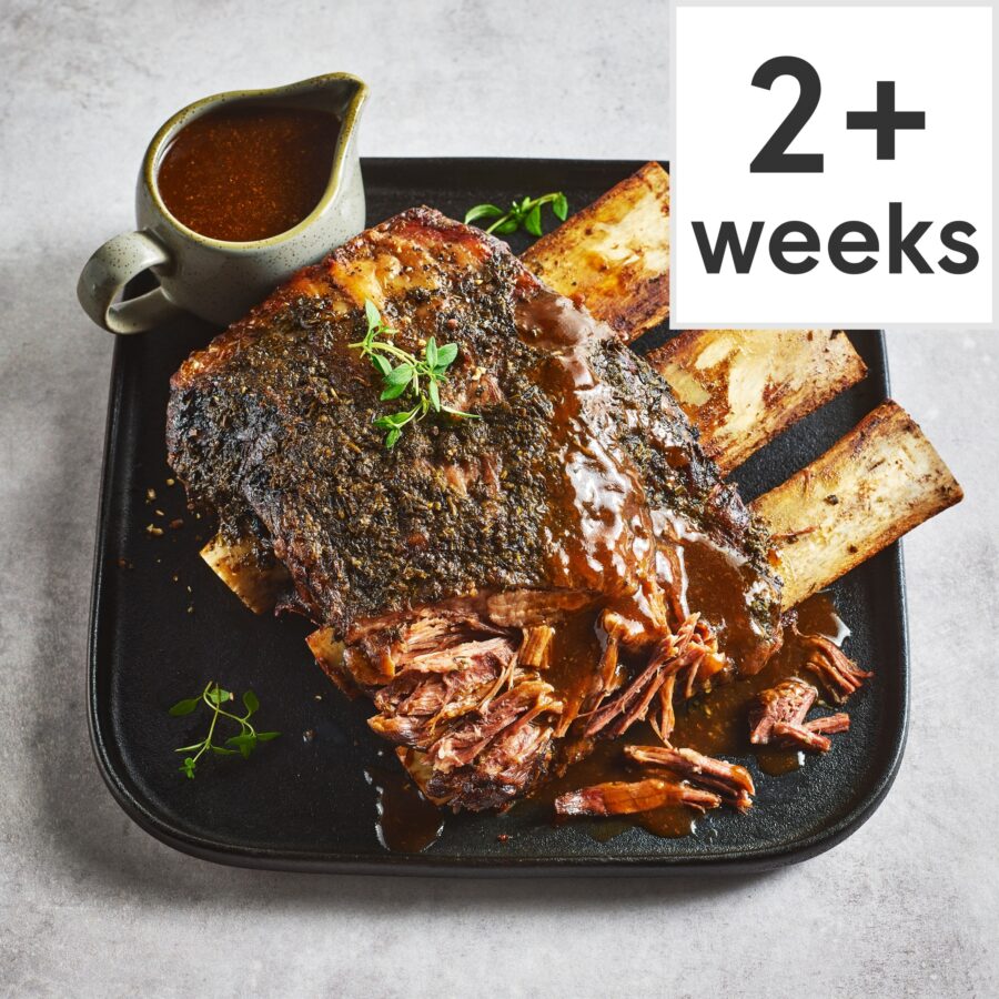 37.-Tesco-Finest-Slow-Cooked-Beef-Rib-with-a-Red-Wine-Roasted-Garlic-Gravy-1.584kg-Serves-6