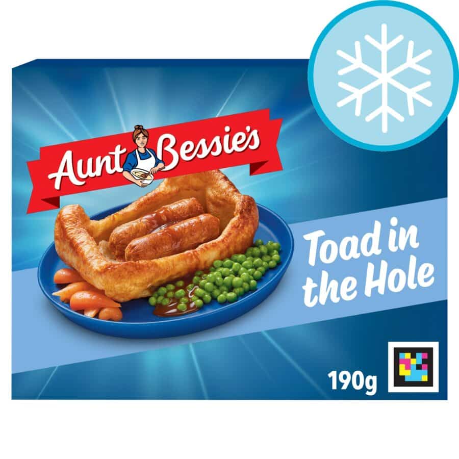 Aunt-Bessies-Toad-In-The-Hole-190G-1