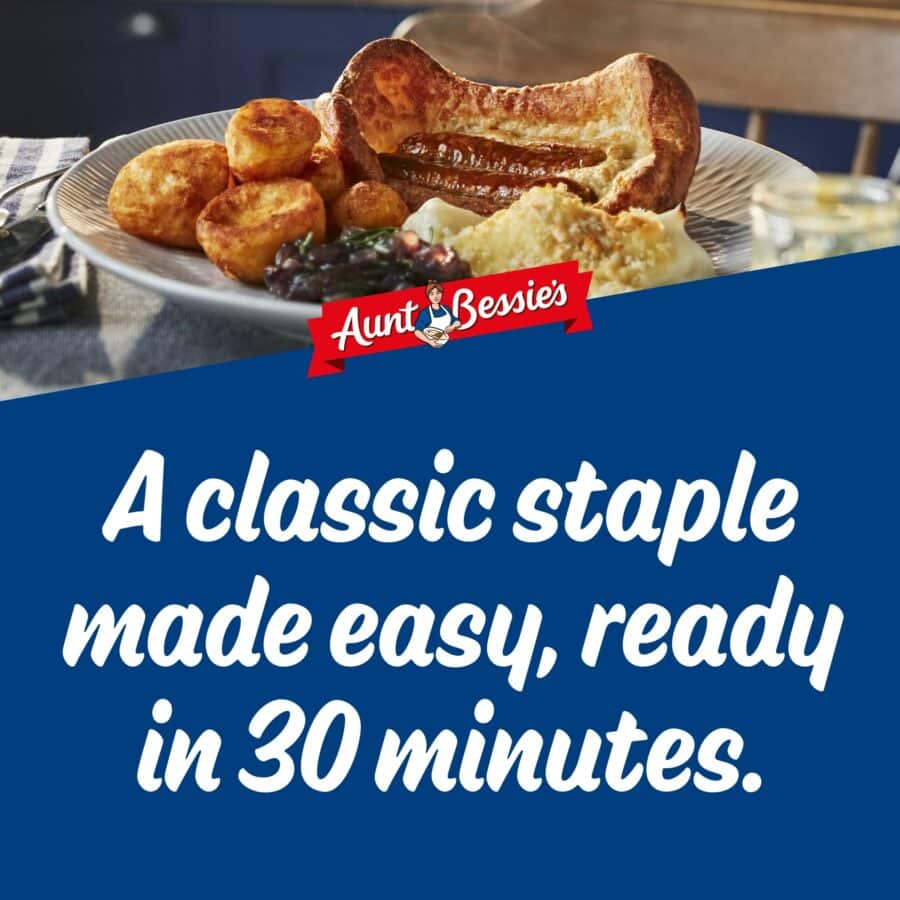 Aunt-Bessies-Toad-In-The-Hole-190G-3