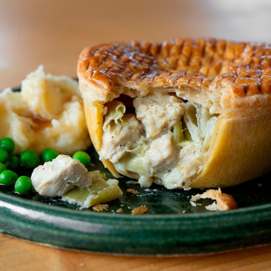 Higgidy-Creamy-Chicken-Sauteed-Leek-Pie-200g-2