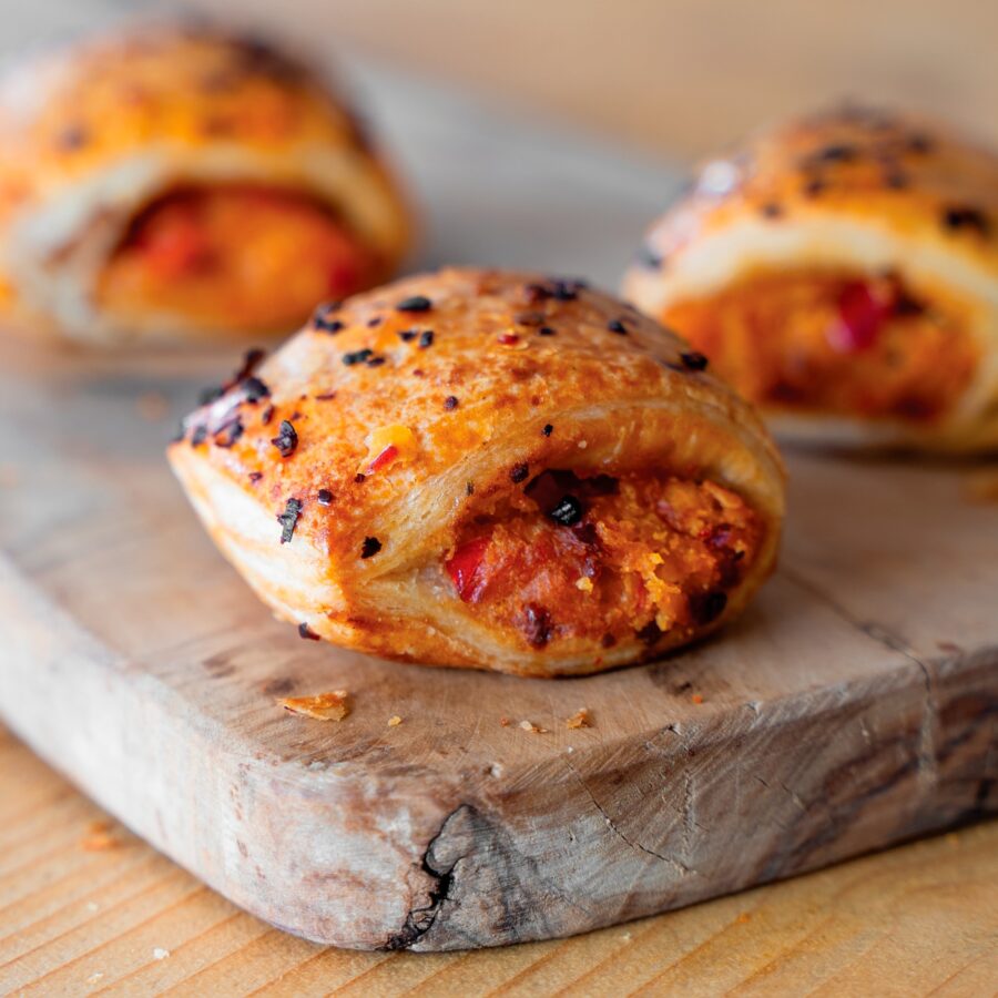 Higgidy-Cypriot-Halloumi-Hot-Honey-Rolls-160g-2