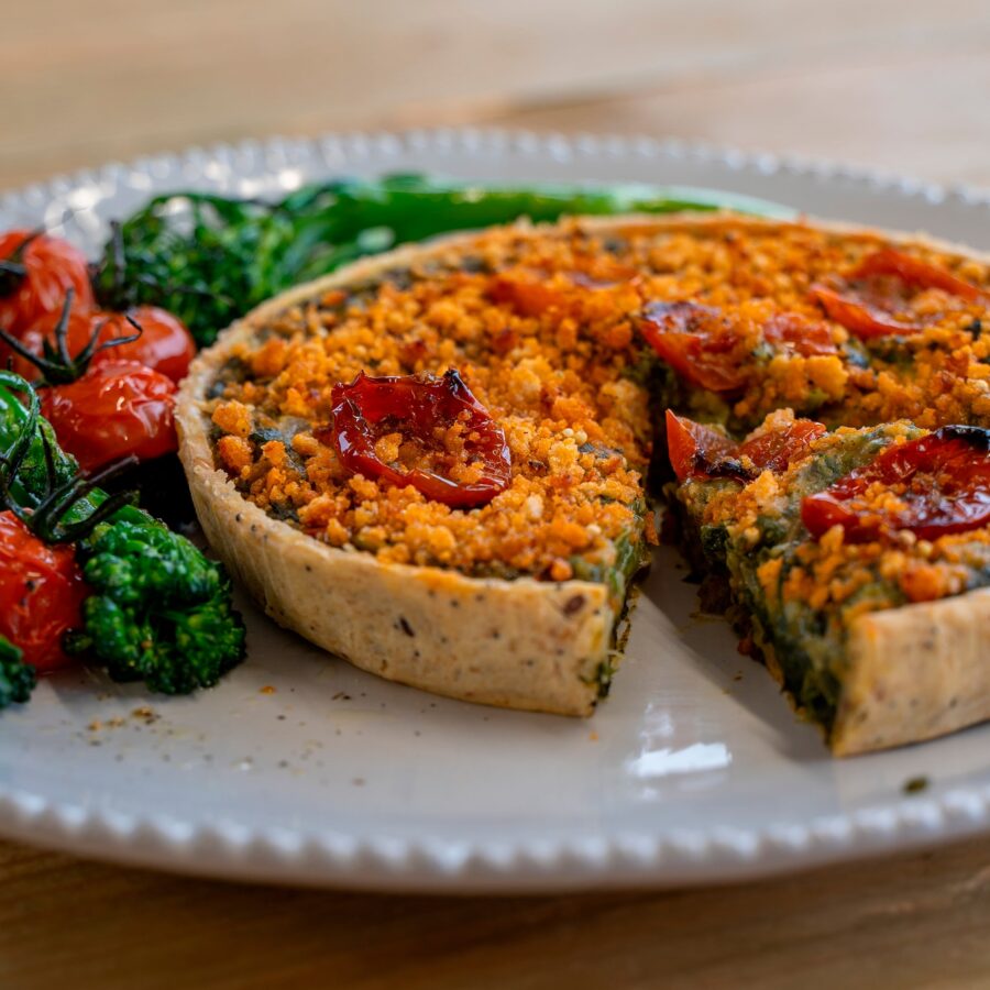 Higgidy-Roasted-Tomato-Broccoli-and-Spinach-Quiche-380G-2