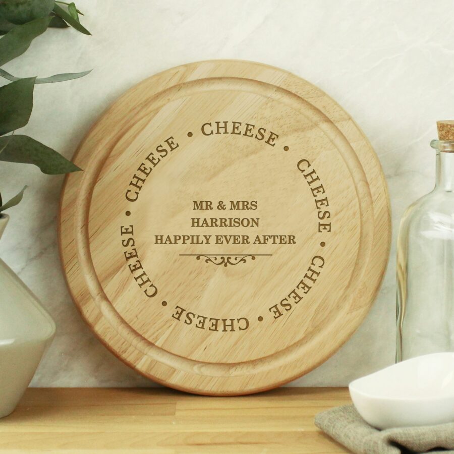 Personalised-Cheese-Round-Chopping-Board-Brown