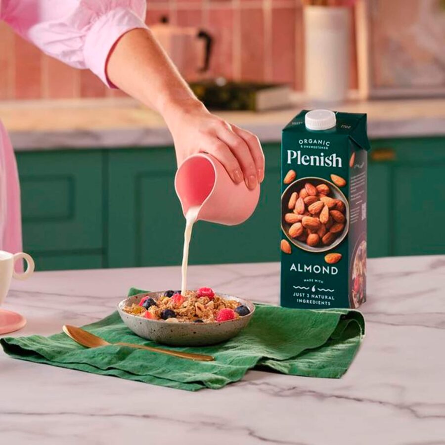 Plenish-Organic-Almond-Milk-Dairy-Alternative-Chilled-1L-3
