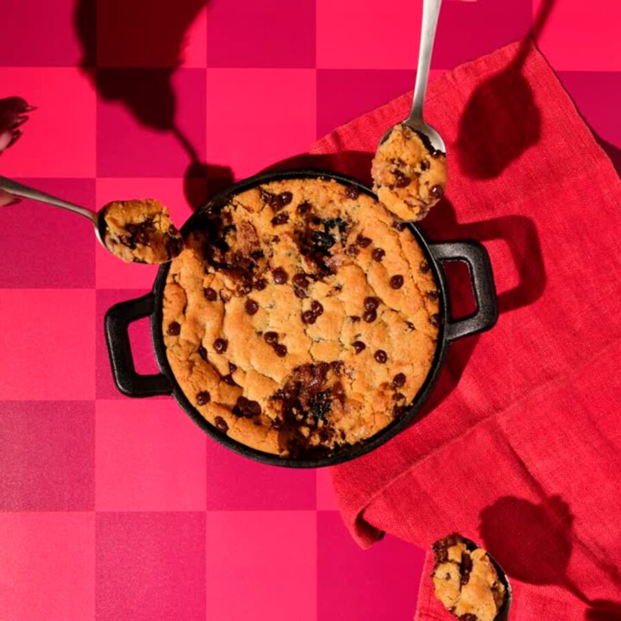 Spooners-Molten-Chocolate-Chip-Cookie-Dough-Dessert-250g-5